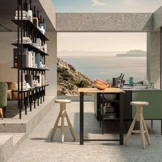 Living & Kitchen: In & Out