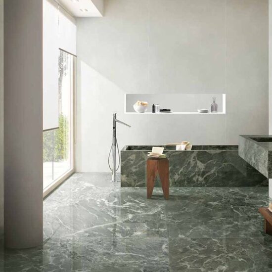 Superficies cerámicas: los escenarios para los baños de hotel