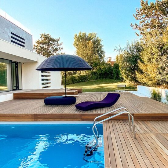 Una moderna villa de tipo palafito