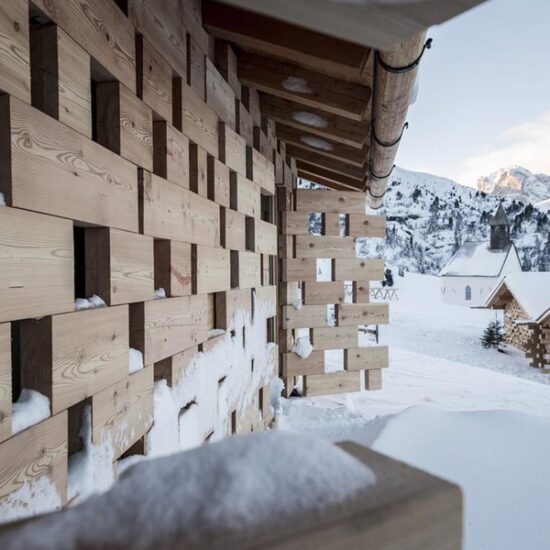 Zallinger: un hotel difuso de alta montaña en un nuevo modelo de alojamiento